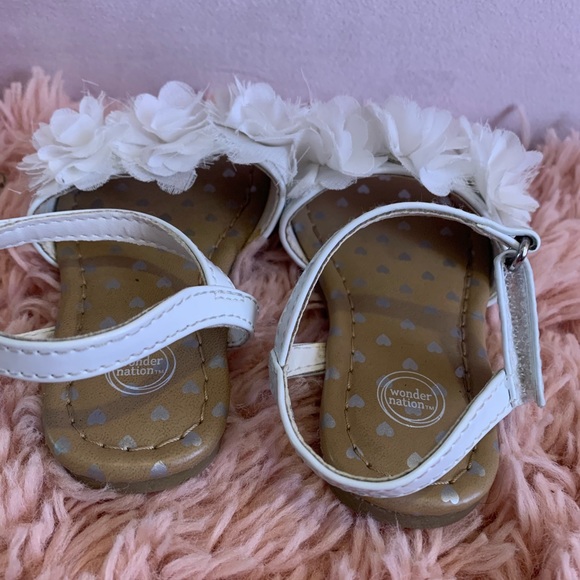 Sandals - Picture 4 of 6